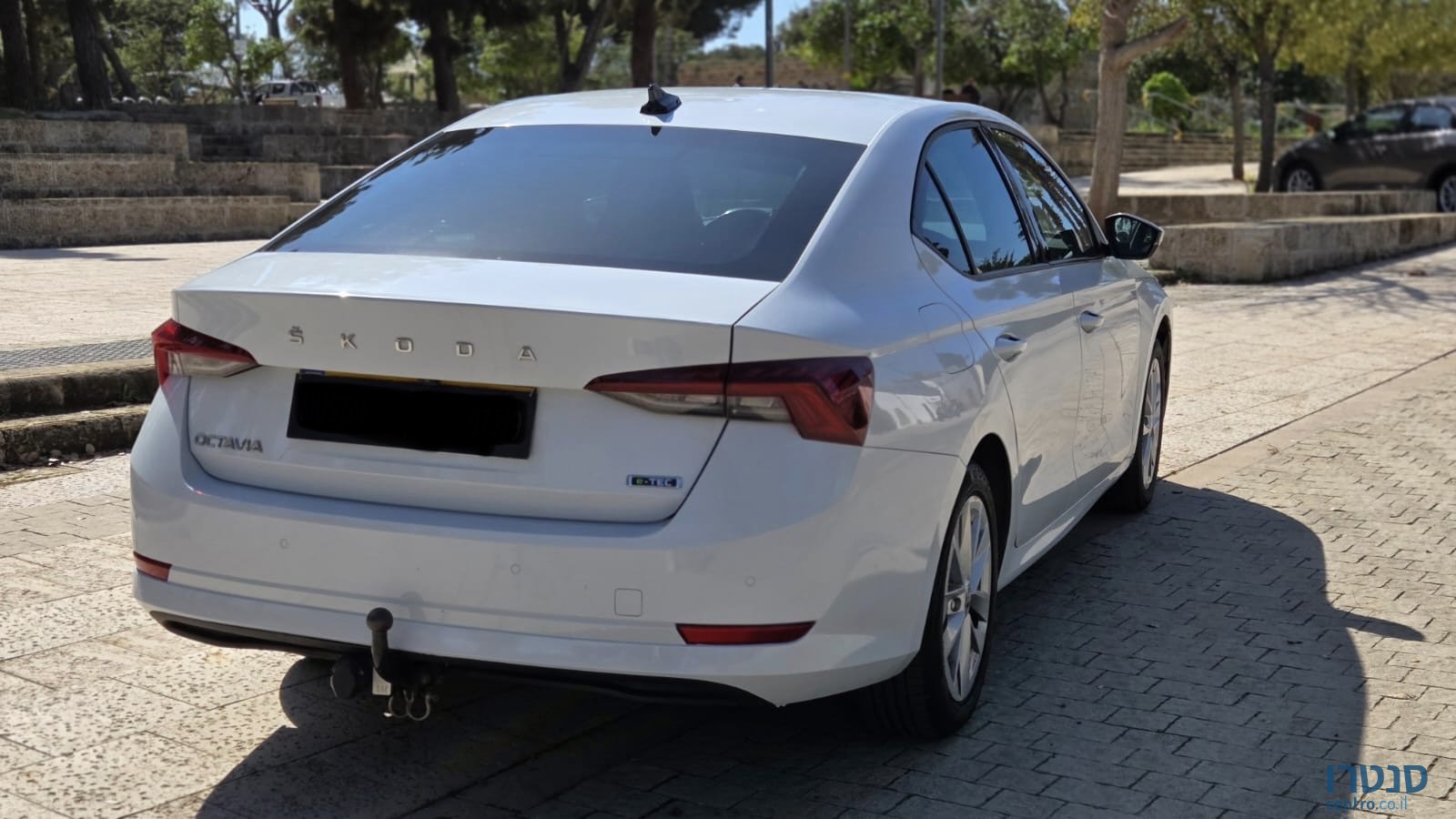 2022' Skoda Octavia Ambition photo #5