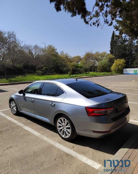 2020' Skoda Superb סקודה סופרב photo #4