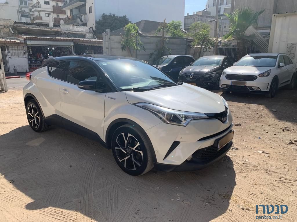 2018' Toyota C-HR טויוטה photo #1