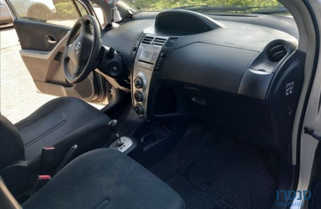 2009' Toyota Yaris טויוטה יאריס photo #4