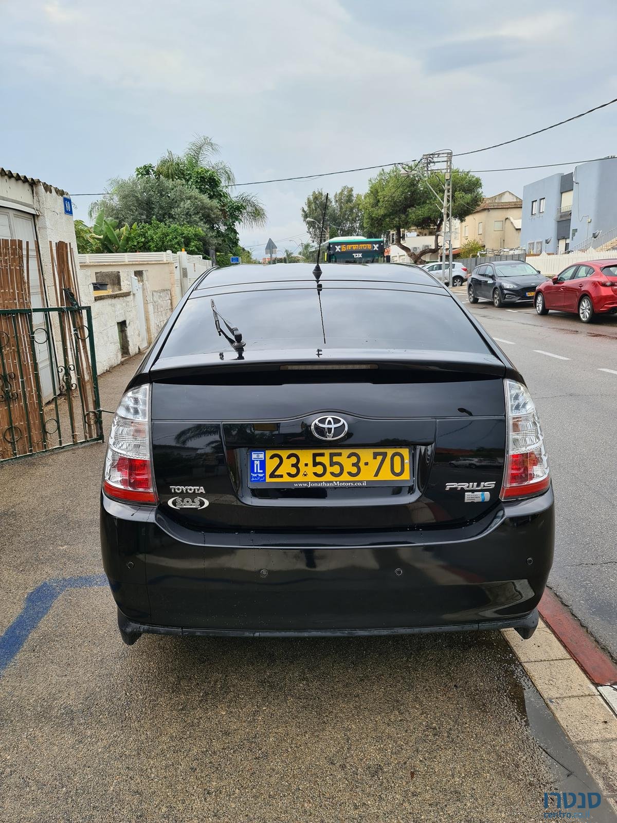 2009' Toyota Prius Gli photo #3