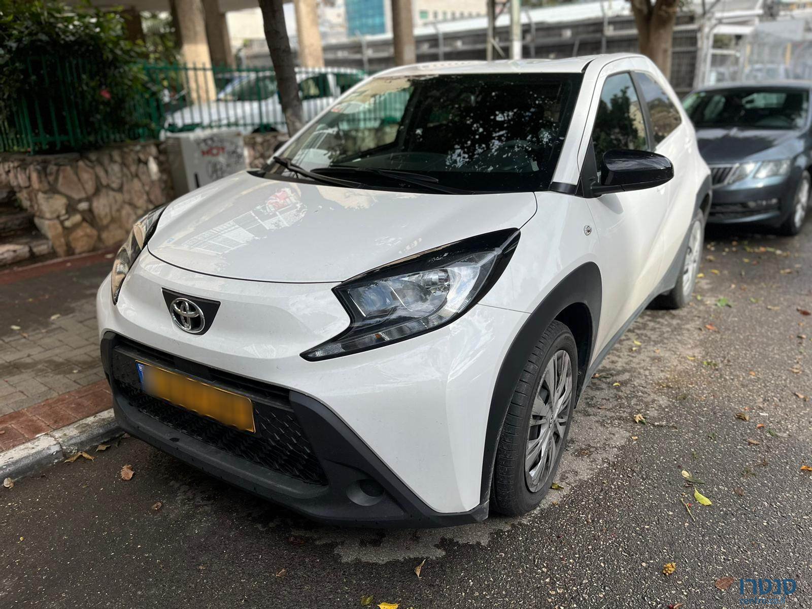 2021' Toyota Aygo photo #1