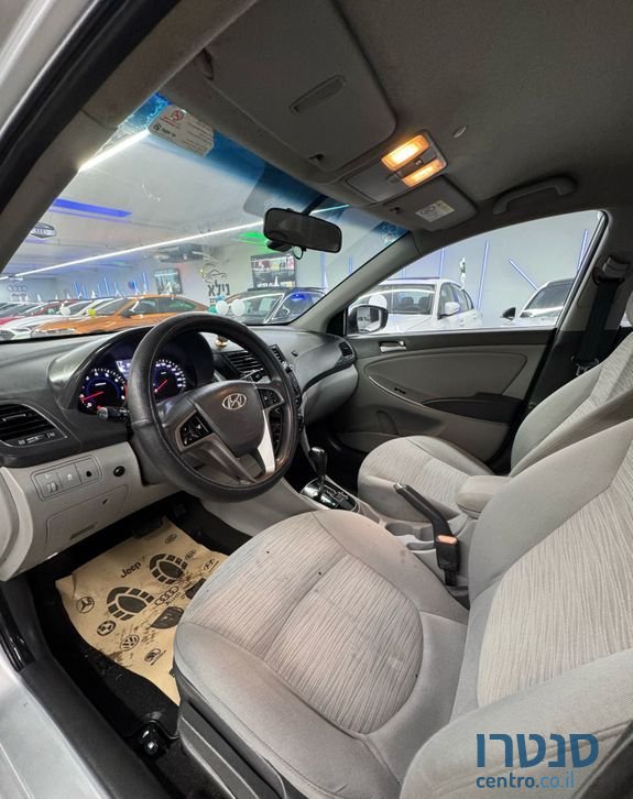 2016' Hyundai i25 יונדאי אקסנט photo #5