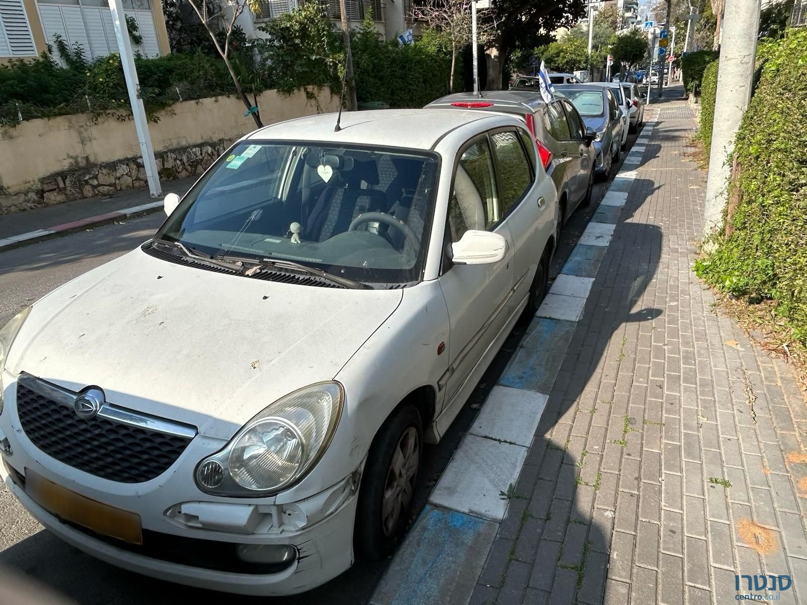 2004' Daihatsu Sirion דייהטסו סיריון photo #2