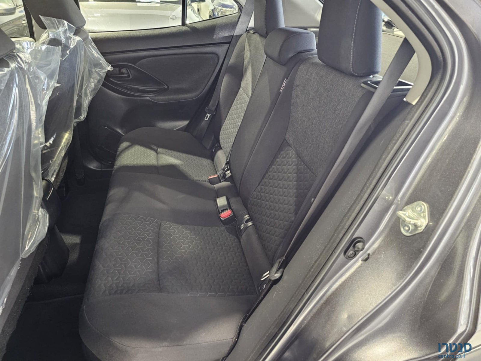 2022' Toyota Yaris Cross photo #6