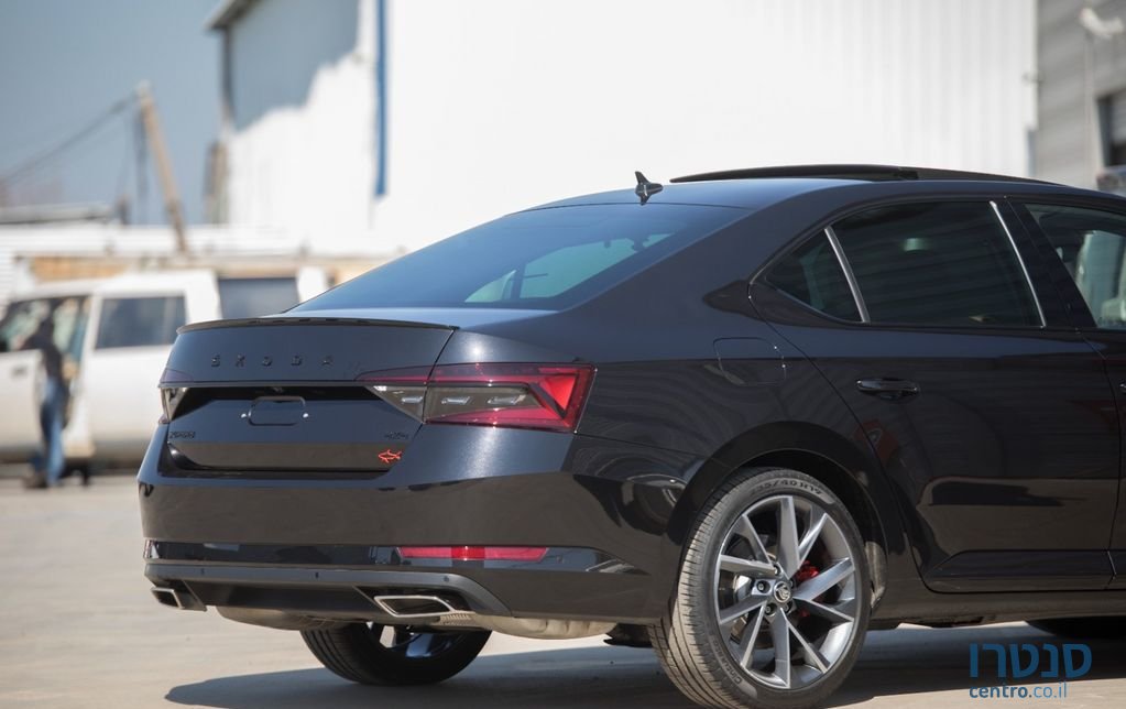 2021' Skoda Superb סקודה סופרב photo #2
