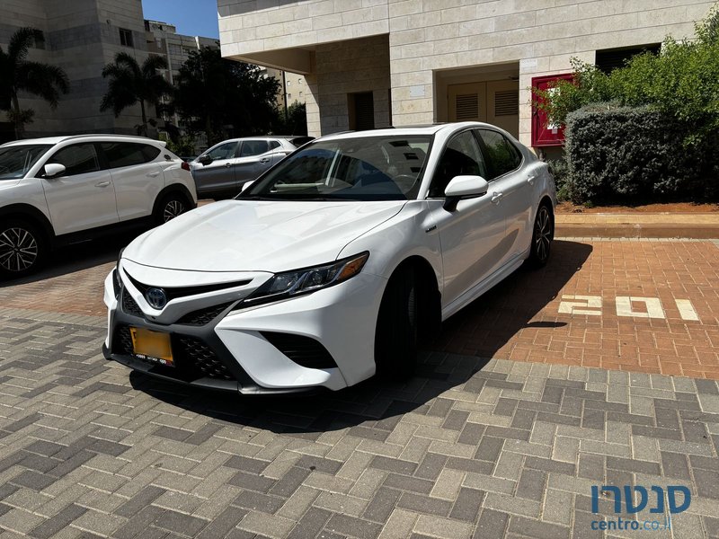 2019' Toyota Camry טויוטה קאמרי photo #2