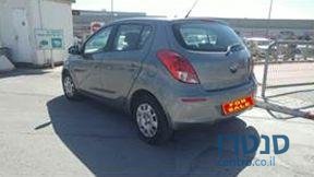 2013' Hyundai i20 photo #2