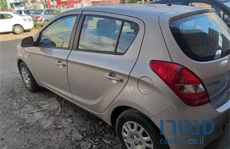 2011' Hyundai i20 יונדאי i20 אינספייר photo #1