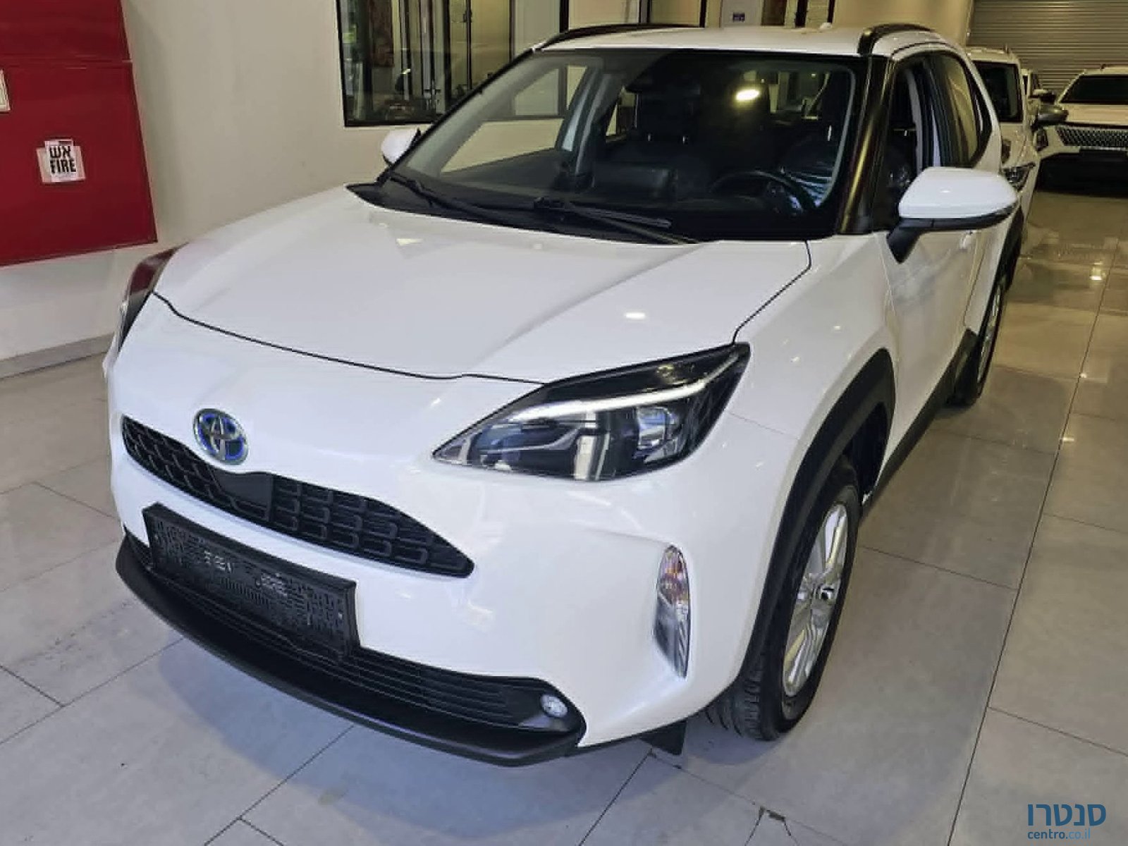 2023' Toyota Yaris Cross photo #3