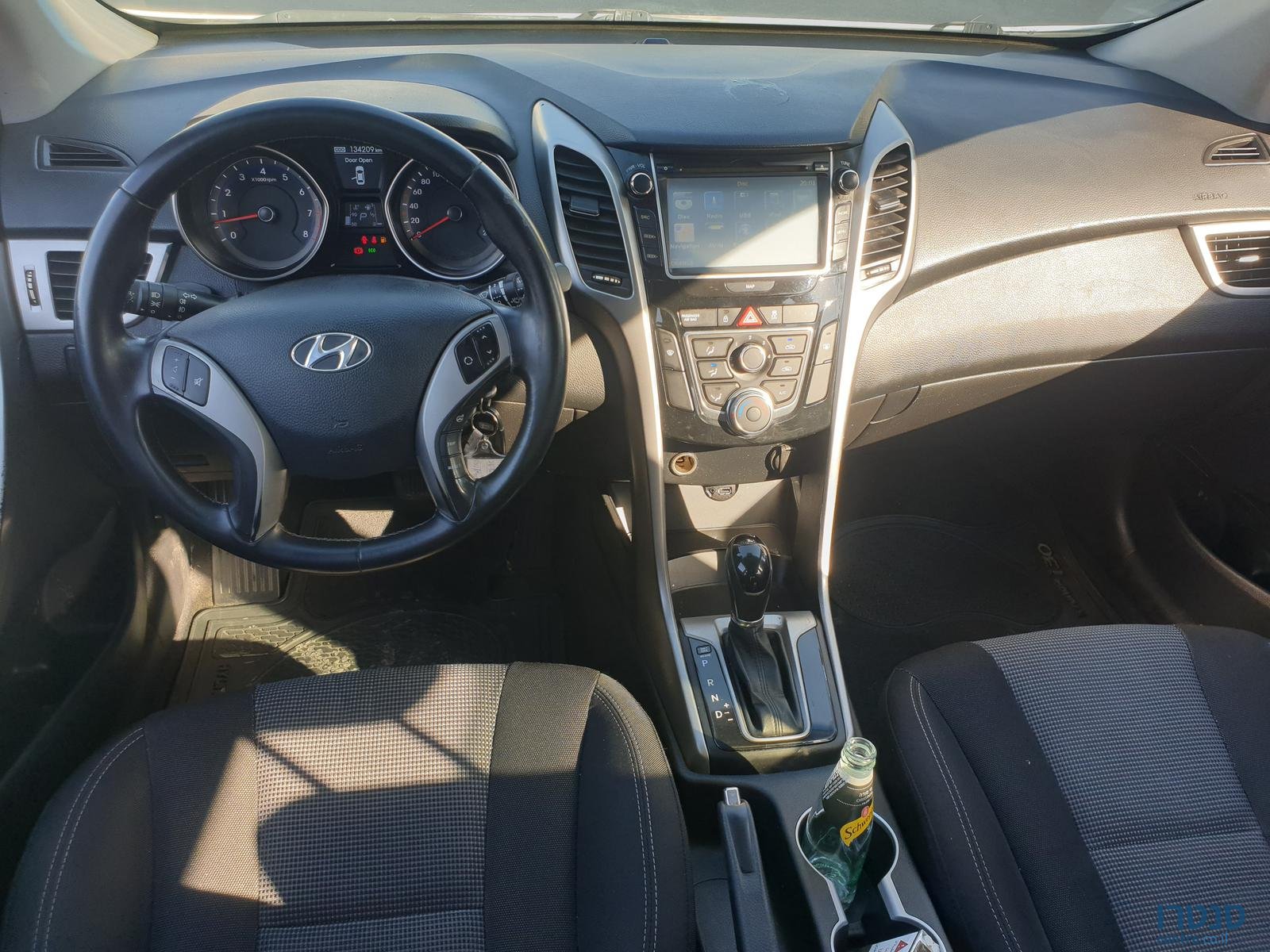 2014' Hyundai i30 photo #1