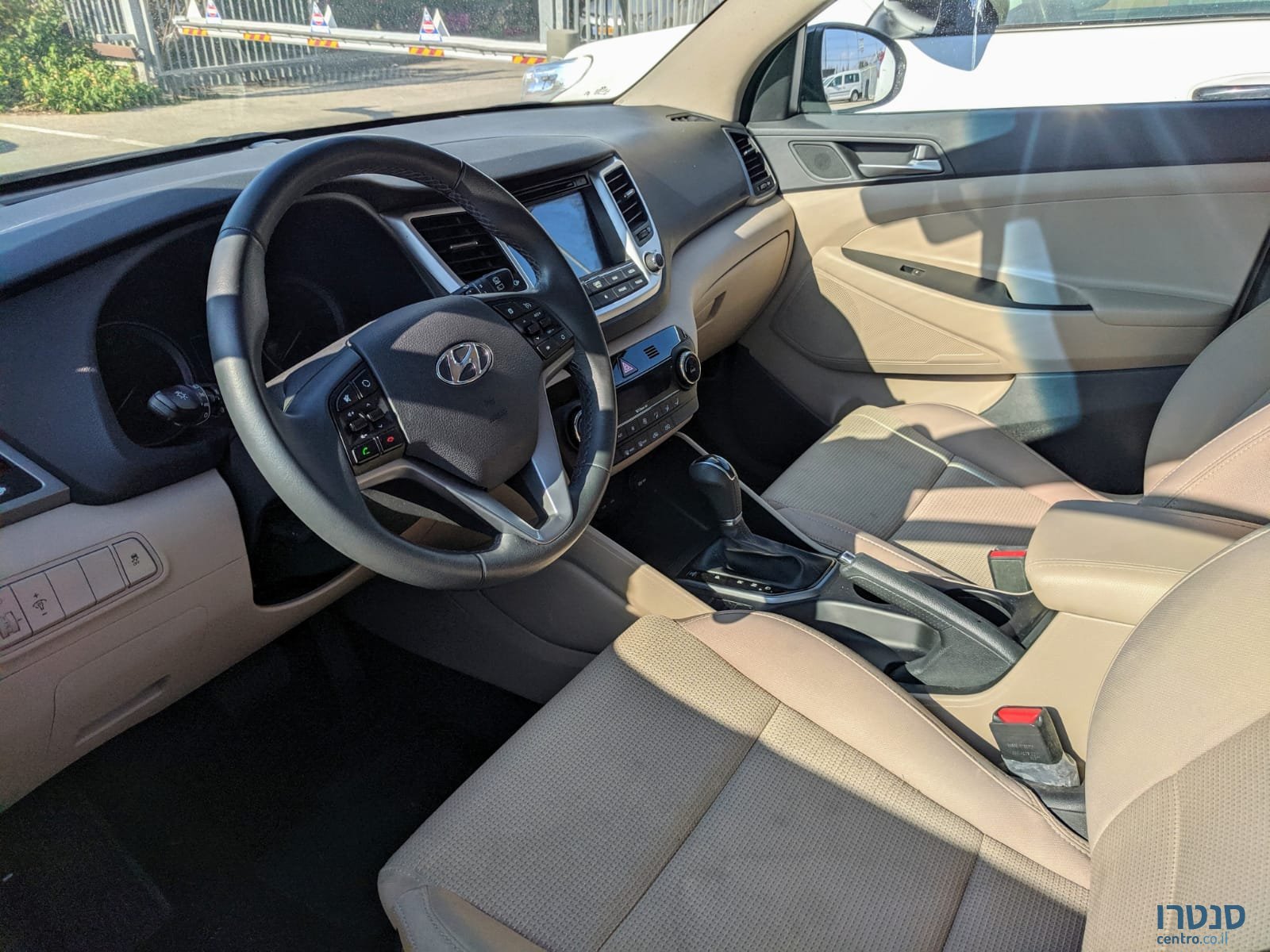 2016' Hyundai Tucson photo #3