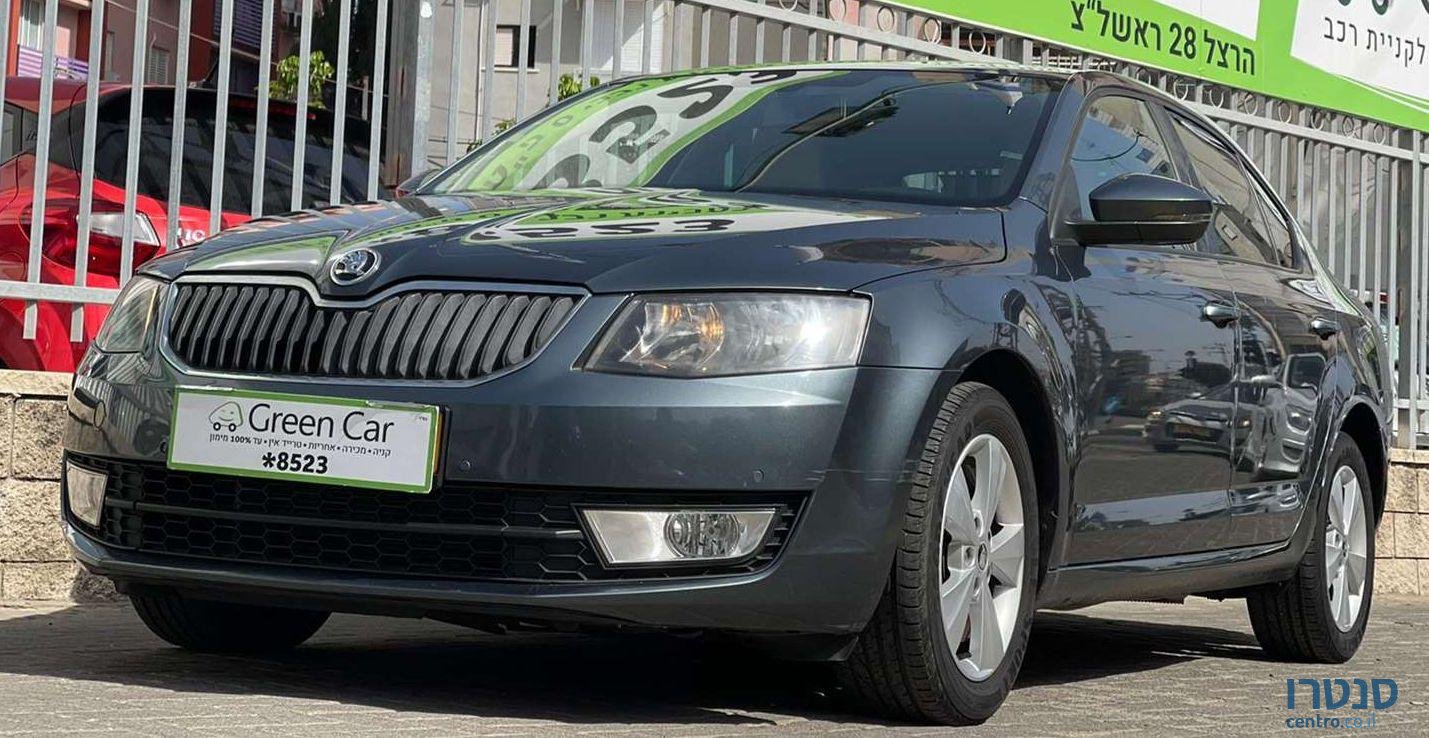 2015' Skoda Rapid סקודה פאביה photo #4