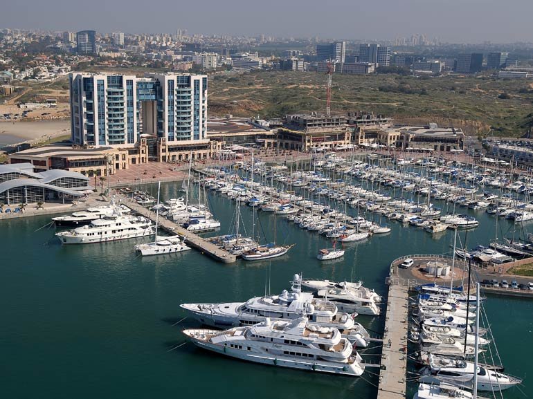 Israeli court backs taxman on yachts