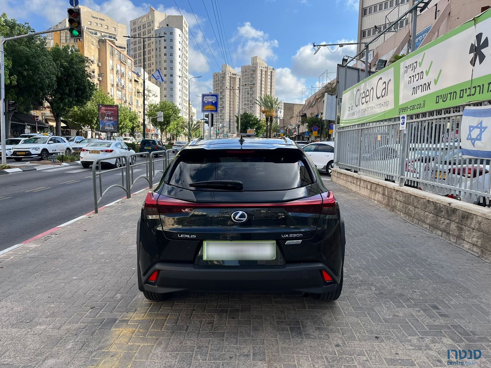 2022' Lexus UX 200 photo #6