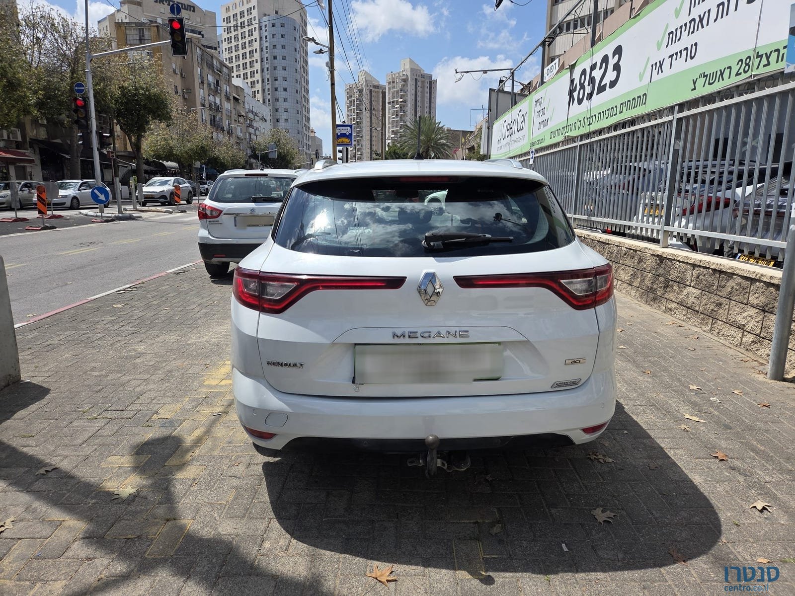 2020' Renault Megane photo #3