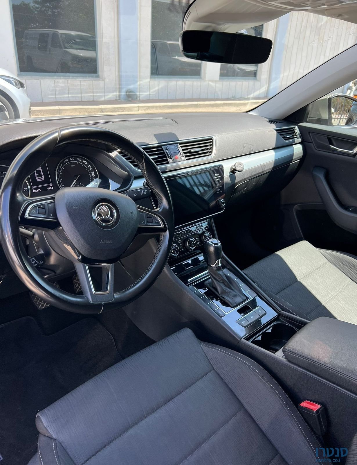 2018' Skoda Superb סקודה סופרב photo #4