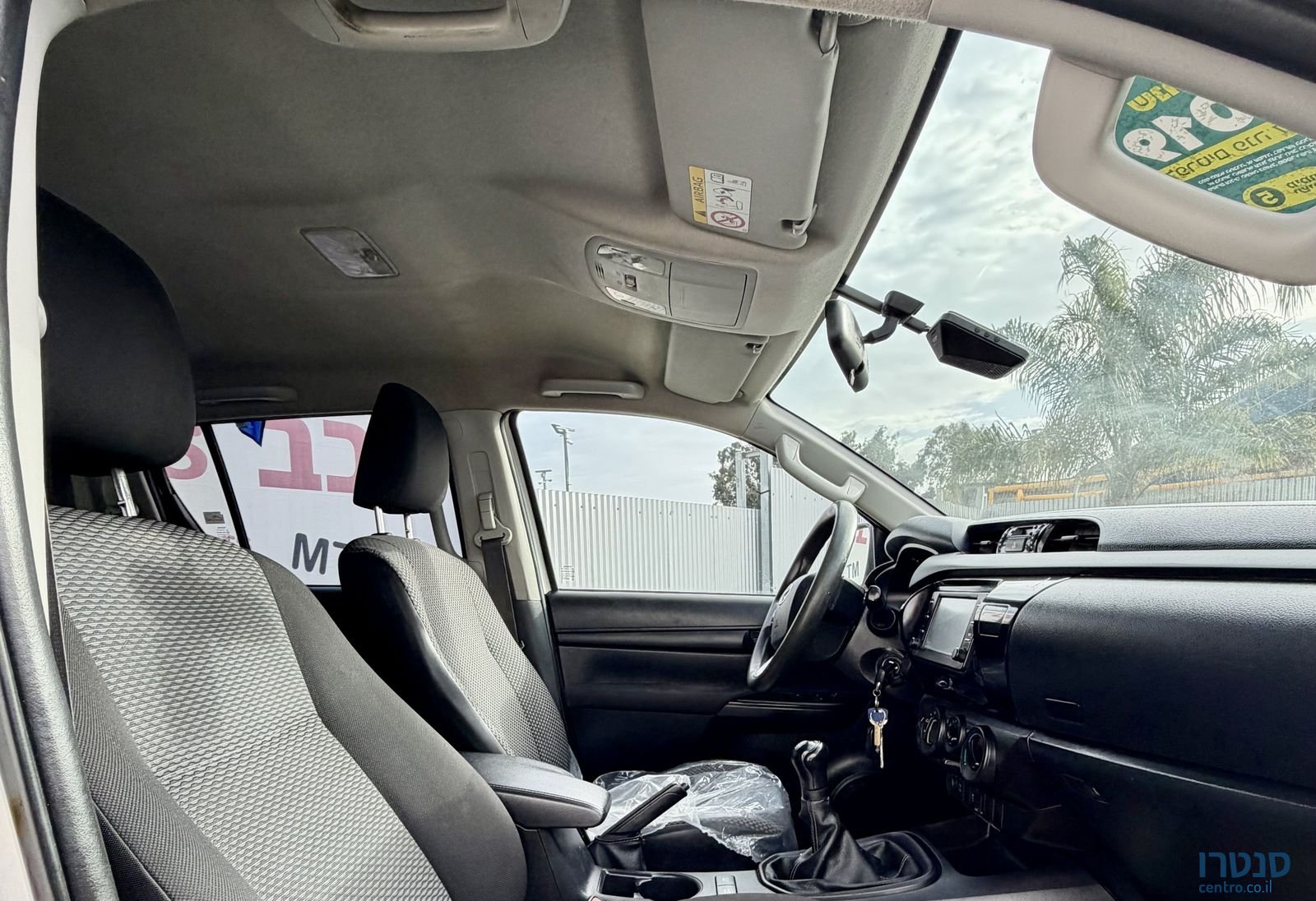 2019' Toyota Hilux טויוטה היילקס photo #6