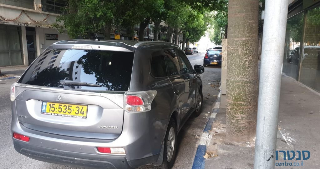 2015' Mitsubishi Outlander מיצובישי אאוטלנדר photo #3