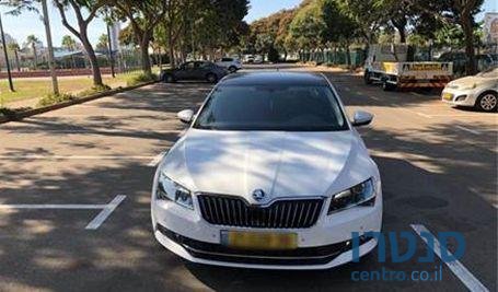 2016' Skoda Fabia סקודה פביה photo #2