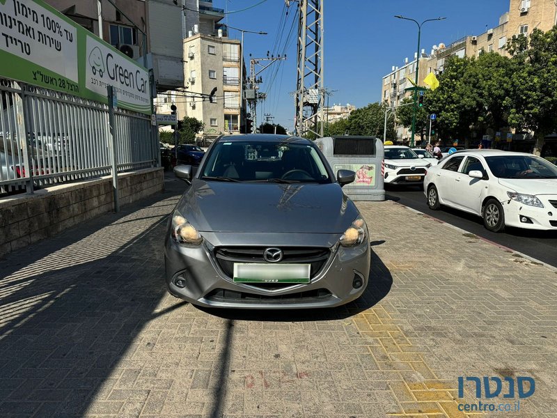 2018' Mazda 2 photo #3