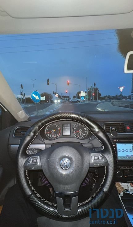 2011' Volkswagen Jetta פולקסווגן ג'טה photo #3