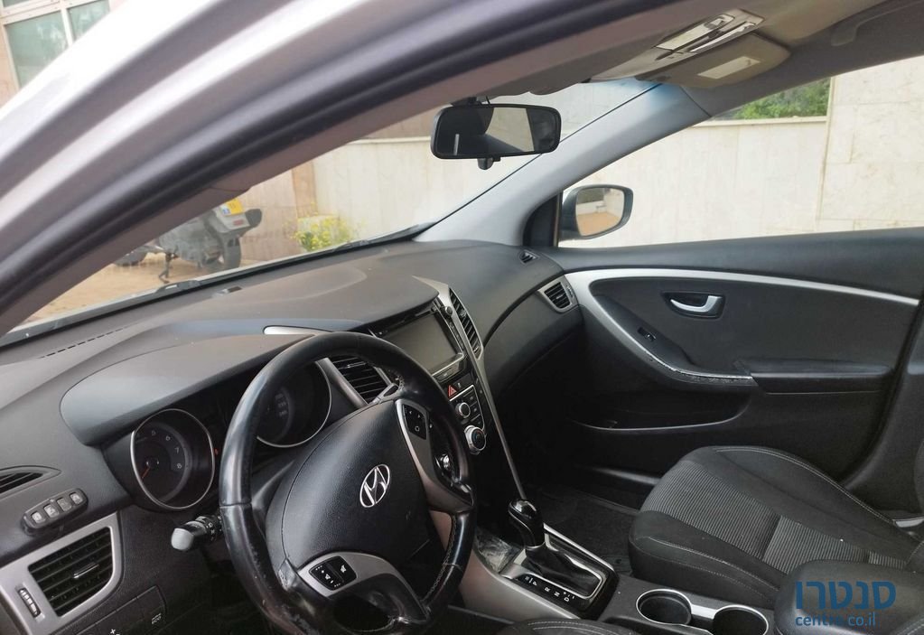 2013' Hyundai i30 יונדאי photo #5