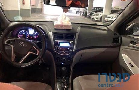 2013' Hyundai i25 i25 יונדאי photo #1