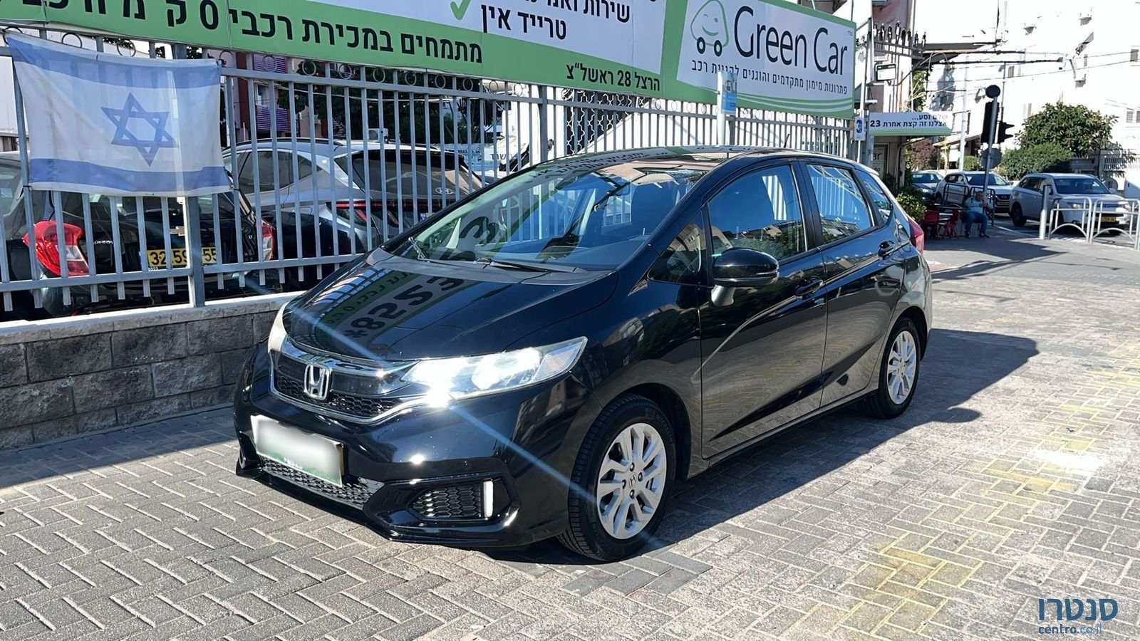 2016' Honda Jazz photo #1