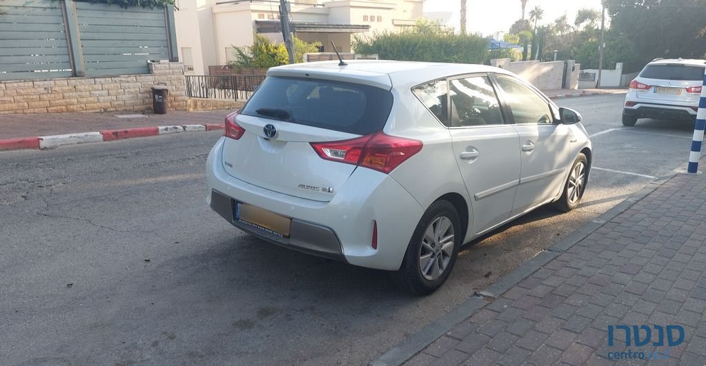 2014' Toyota Auris טויוטה אוריס photo #3
