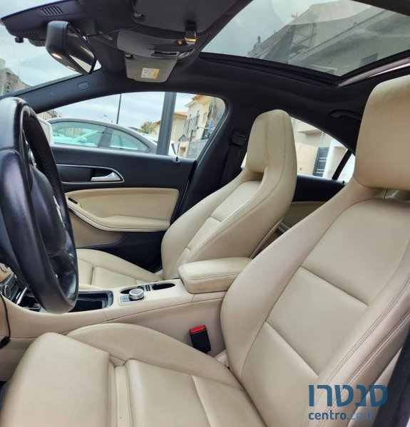 2018' Mercedes-Benz Cla מרצדס photo #4