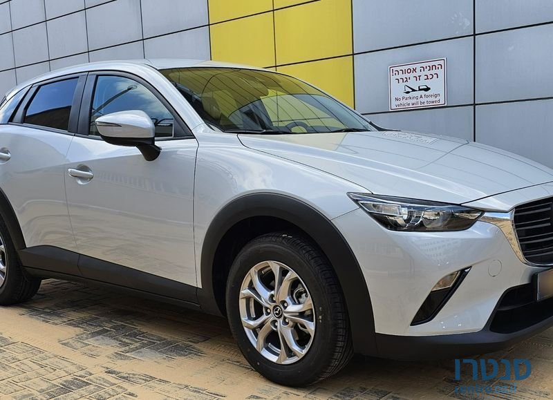 2024' Mazda CX-3 photo #3