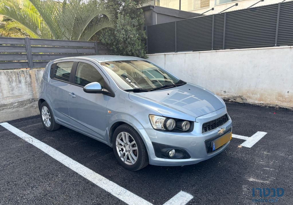 2011' Chevrolet Sonic שברולט סוניק photo #1