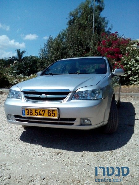 2008' Chevrolet Optra photo #1