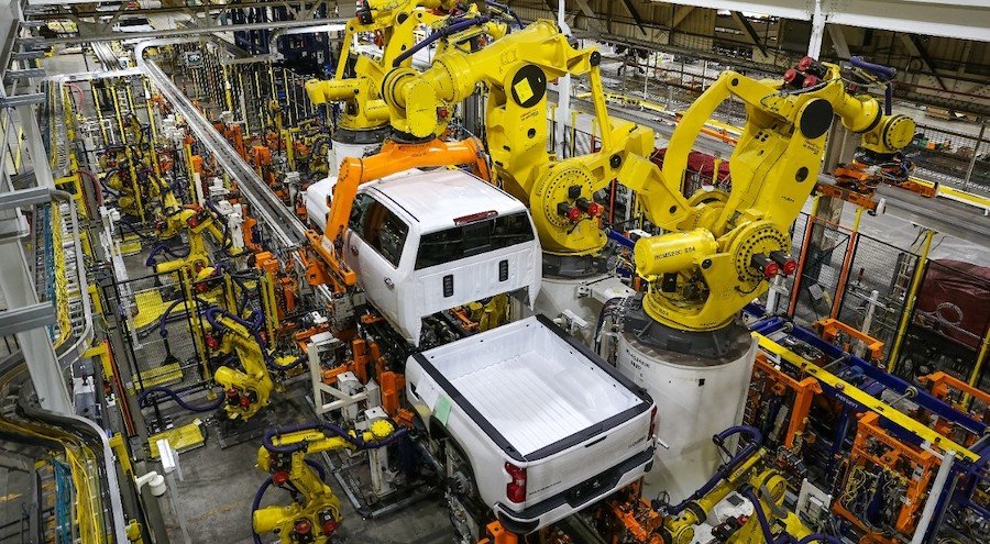 Intel Is Done With Cars, Last Chips in Production As We Speak