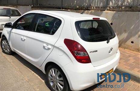 2010' Hyundai i20 i20 יונדאי photo #3