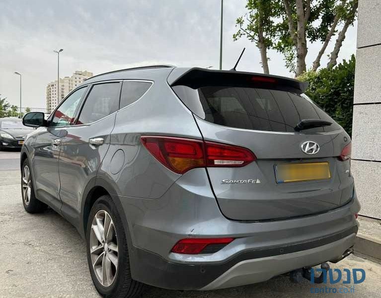 2018' Hyundai Santa Fe יונדאי סנטה פה photo #6