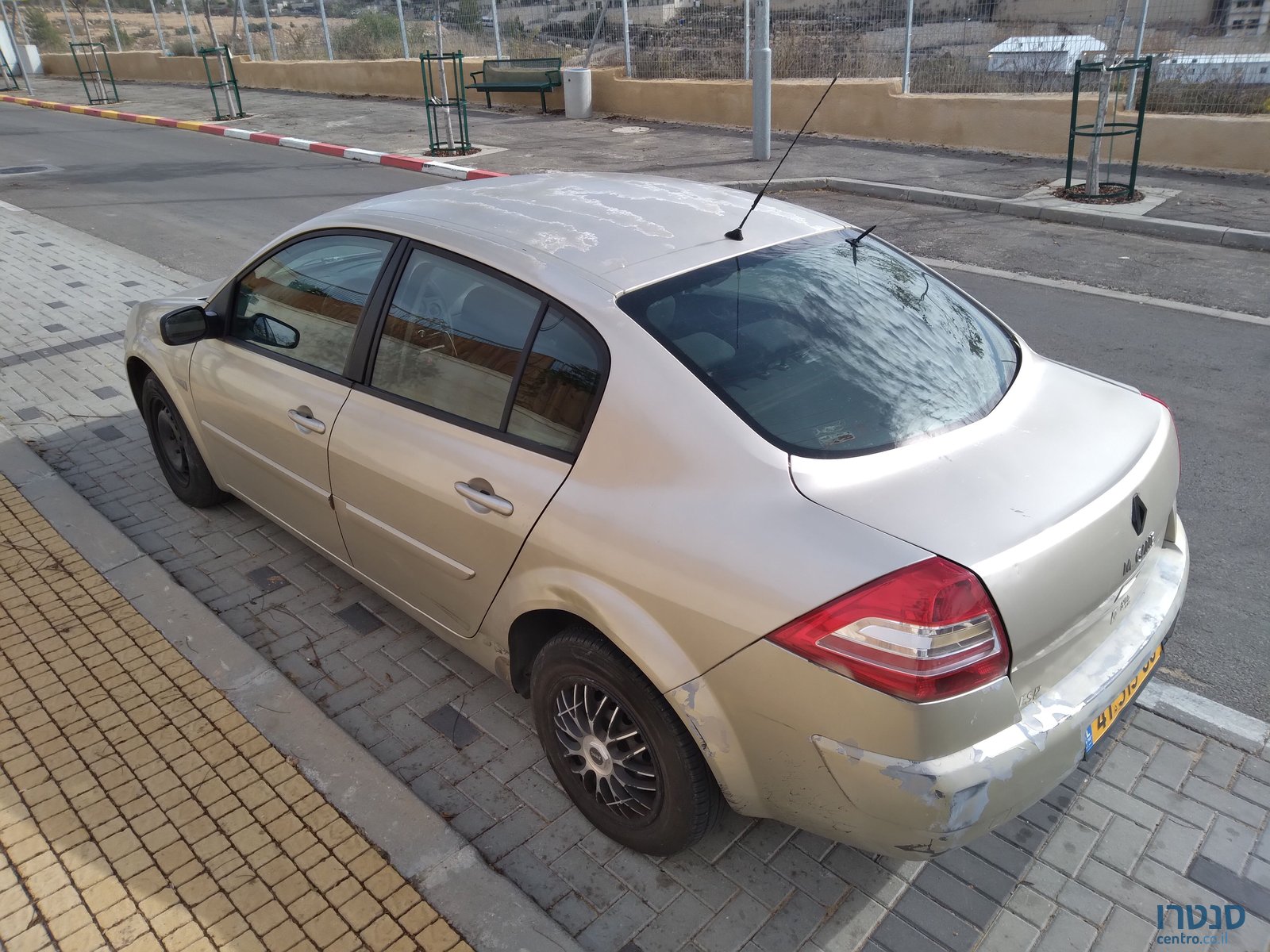 2009' Renault Megane רנו מגאן photo #3