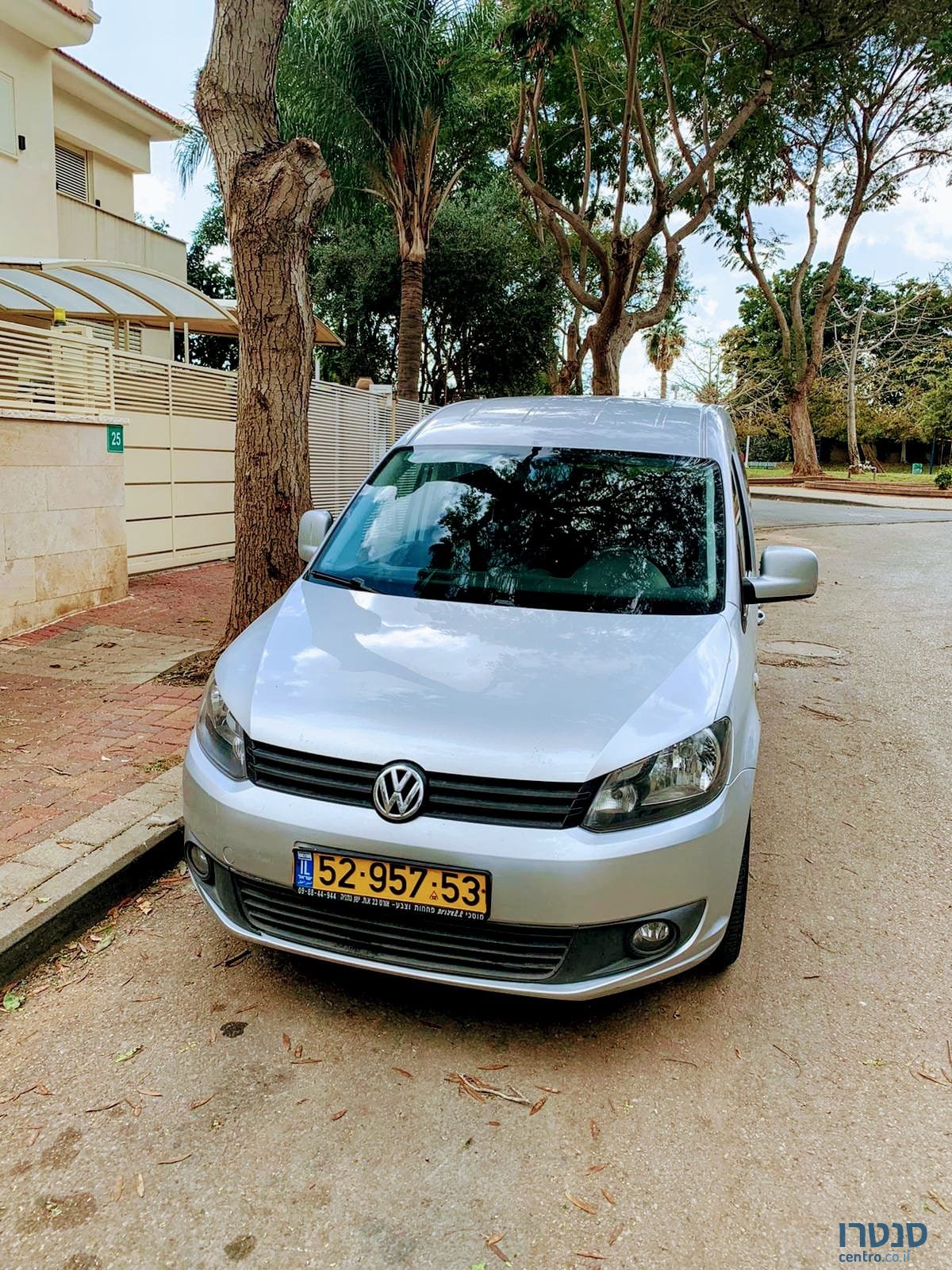 2014' Volkswagen Caddy Maxi Comfortline photo #3