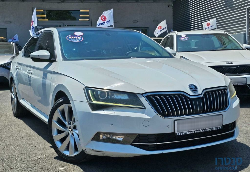 2016' Skoda Superb סקודה סופרב photo #2