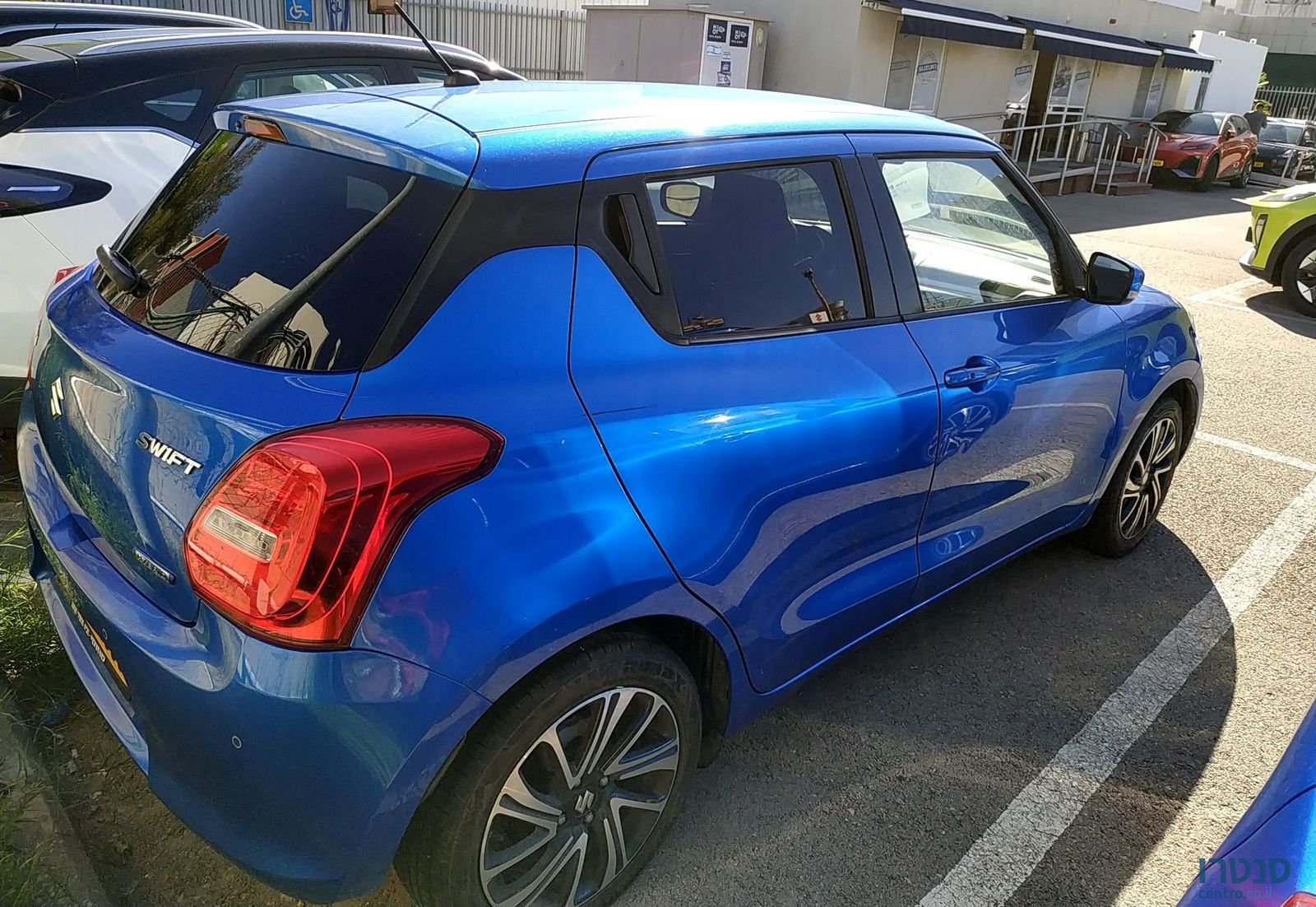 2022' Suzuki Swift סוזוקי סוויפט photo #5