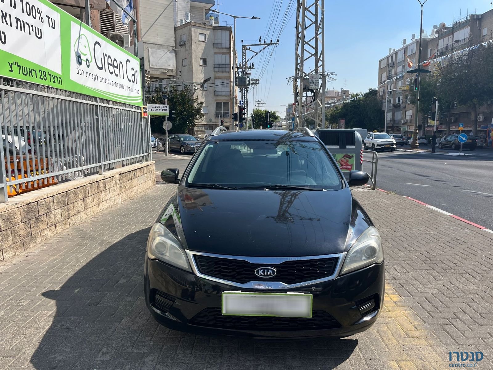 2012' Kia Ceed photo #2