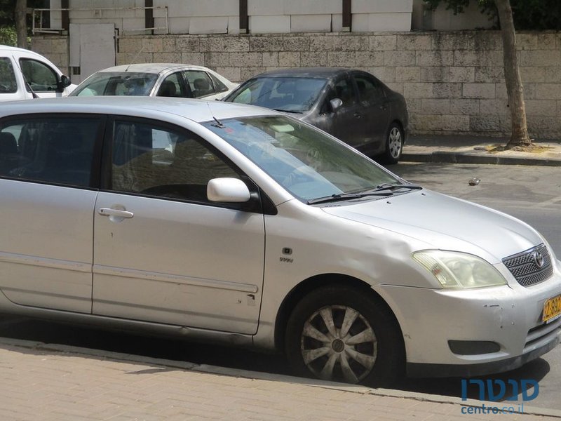 2004' Toyota Corolla טויוטה קורולה photo #4