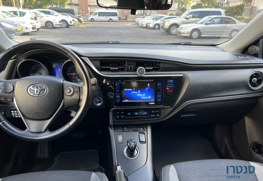 2016' Toyota Auris טויוטה אוריס photo #6