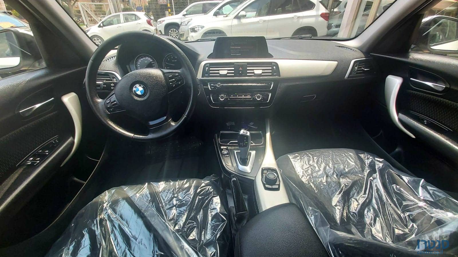 2019' BMW 118 Sport photo #5