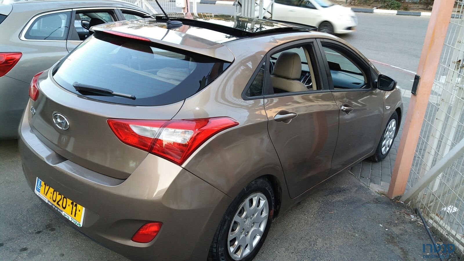 2014' Hyundai i30 photo #4