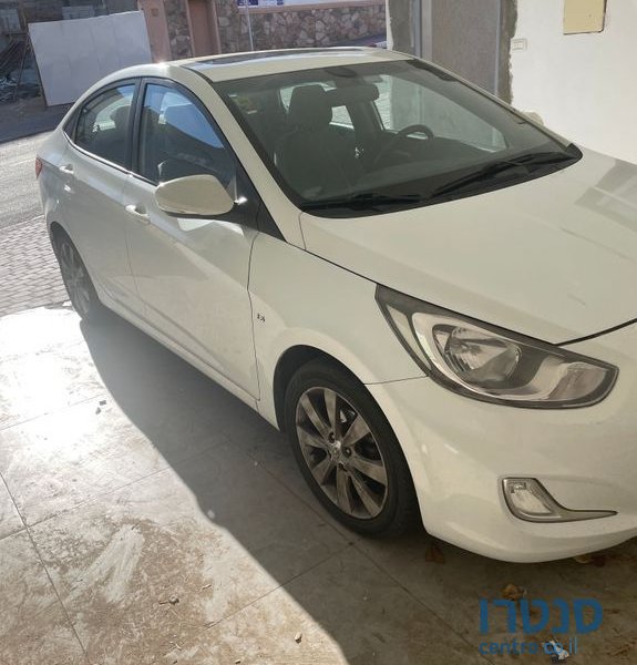 2012' Hyundai i25 יונדאי אקסנט photo #4