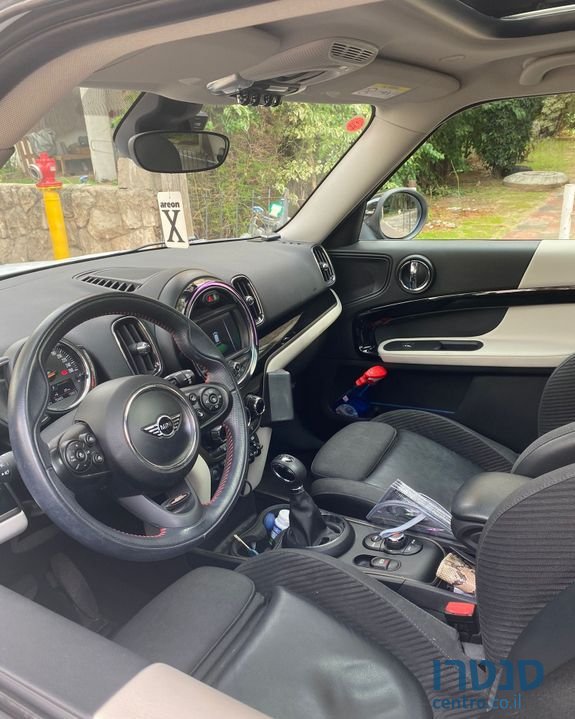 2019' MINI Countryman מיני קאנטרימן photo #4