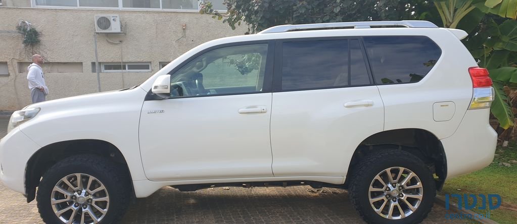 2009' Toyota Land Cruiser טויוטה לנד קרוזר photo #3