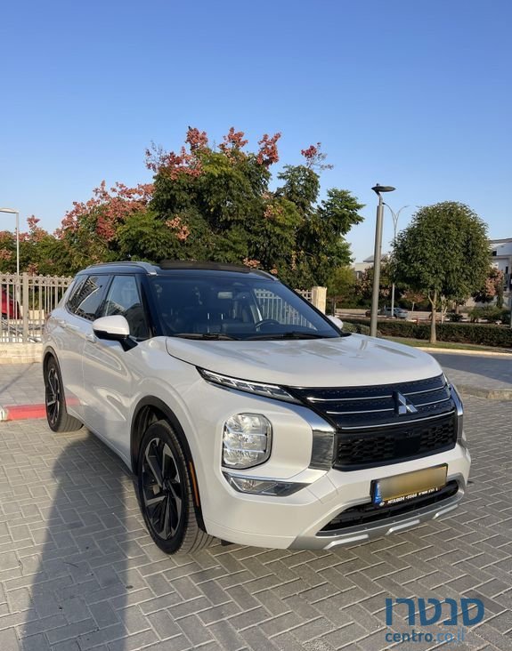 2021' Mitsubishi Outlander מיצובישי אאוטלנדר photo #2